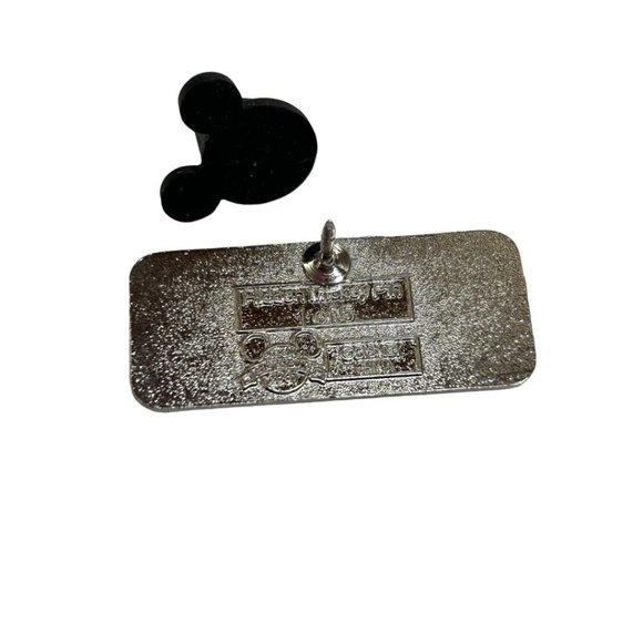 2007 Disney Trading Pin Cinderella Text and Eyes Rectangle 1.25" x .5" - Picture 3 of 6